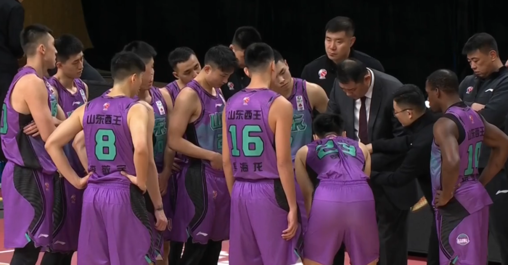 开云APP-集结日突围战来临，萨克拉门托国王围绕中超强势反弹，质疑声仍在，阵容厚度经受考验(萨克拉门托国王队)